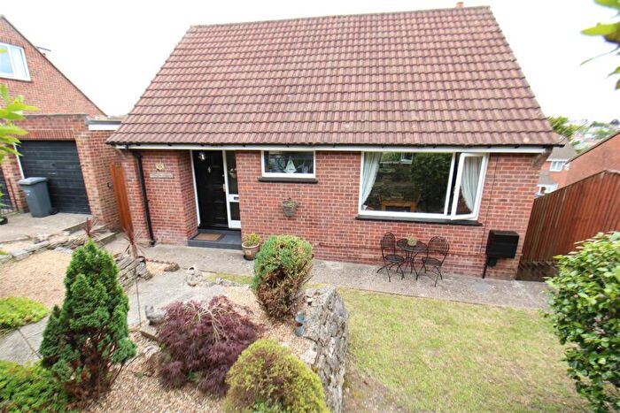 3 Bedroom Detached Bungalow For Sale In West Hill Road, Ryde, PO33