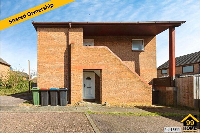 1 Bedroom Maisonette For Sale In Trumpton Lane, Milton Keynes, MK7