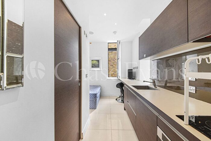 1 Bedroom Flat To Rent In Judd Street, Camden, London, WC1H