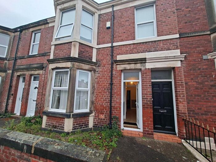 2 Bedroom Flat For Sale In Kelvin Grove, Newcastle Upon Tyne, NE2