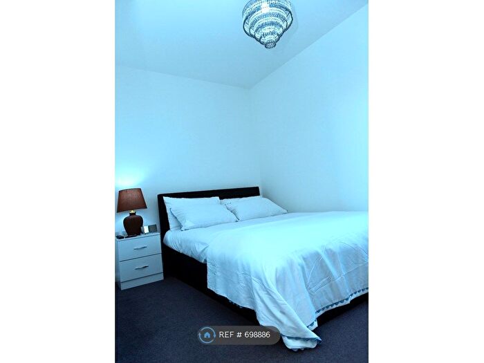 2 Bedroom Flat To Rent In Brewers Square, Dartford, DA1