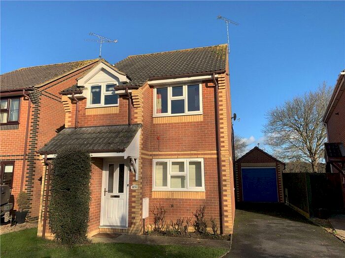 3 Bedroom Detached House To Rent In Thomas Hardy Close, Sturminster Newton, DT10