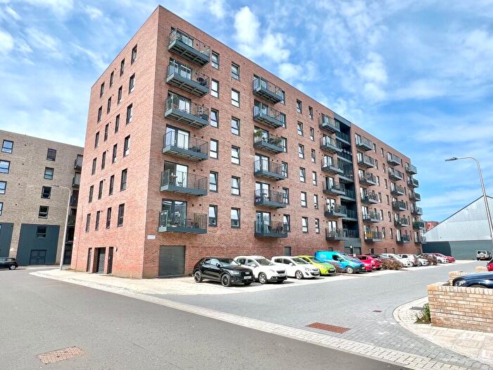 2 Bedroom Flat To Rent In Pillans Place, Leith, Edinburgh, EH6
