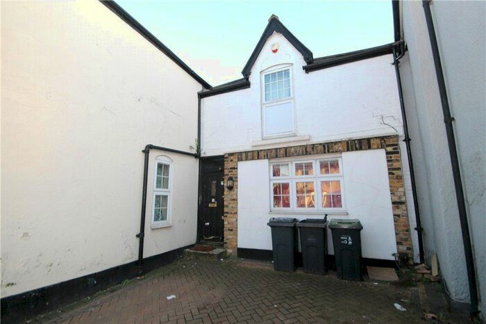 2 Bedroom Terraced House To Rent In Clarendon Road, Croydon, CR0
