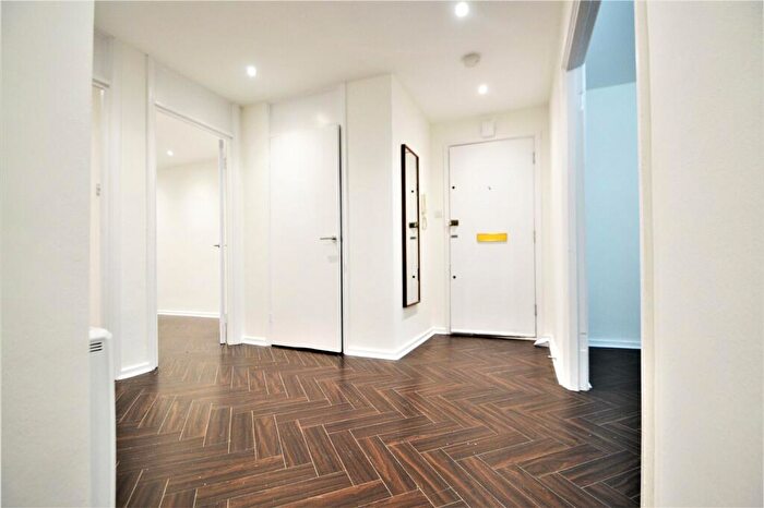 2 Bedroom Apartment To Rent In Duppas Hill Road, Croydon, CR0