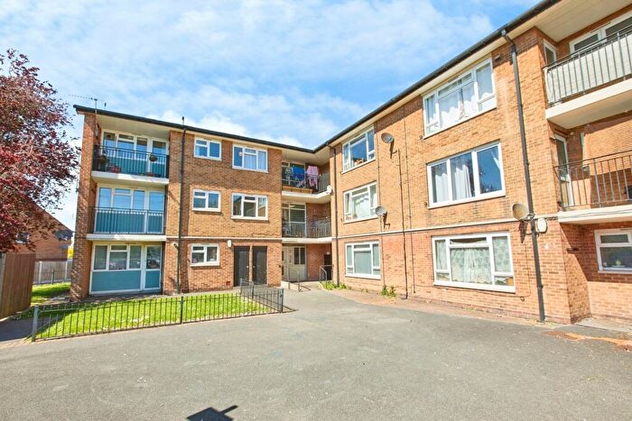 2 Bedroom Flat For Sale In Rosengrave Street, Derby, Derbyshire, DE1