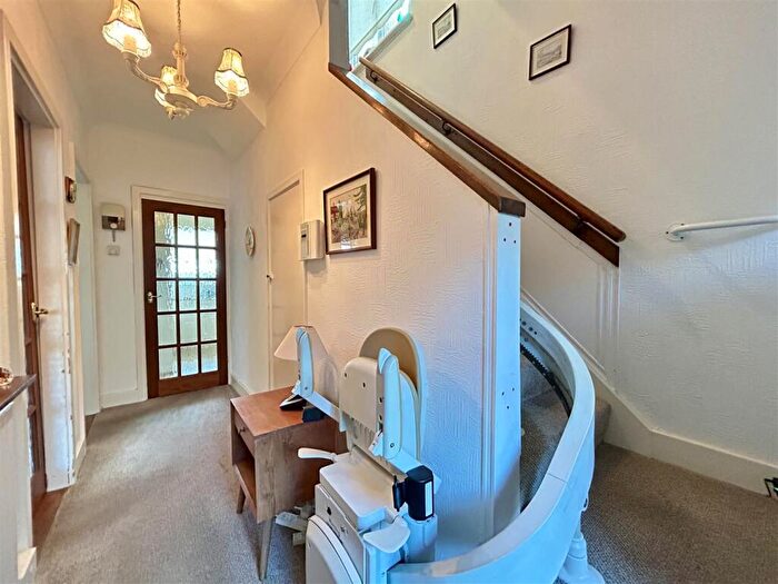 3 Bedroom Detached House For Sale In Banners Lane, Halesowen, B63