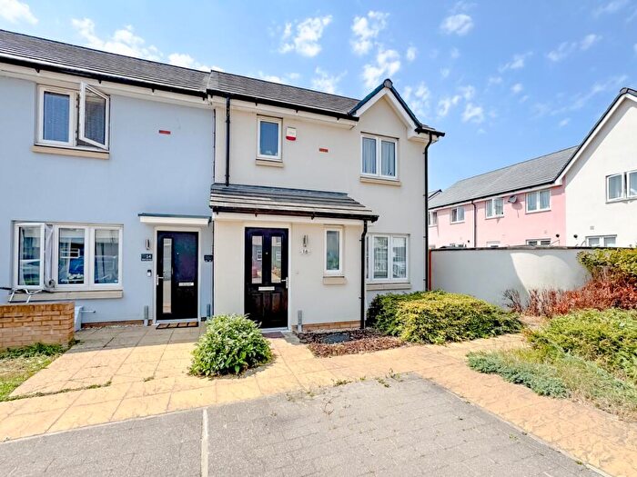 3 Bedroom Semi-Detached House To Rent In Brick Hill Way, Patchway, Bristol, Gloucestershire, BS34