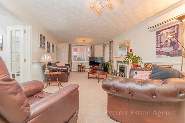 4 Bedroom Detached House For Sale In Quinnell Way, Lowestoft, NR32