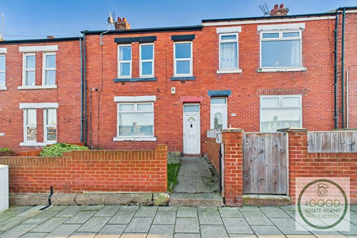 2 Bedroom Flat For Sale In A Blind Lane, Sunderland, Tyne And Wear, SR3