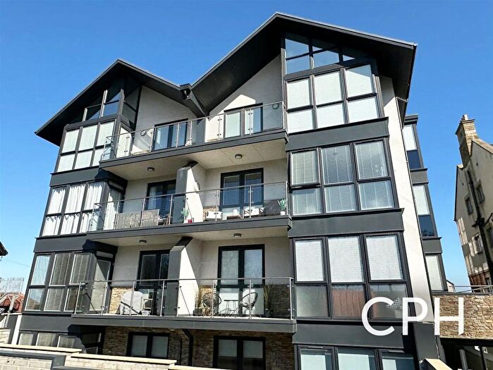 2 Bedroom Flat For Sale In Filey Road, Scarborough View Apartments, YO11