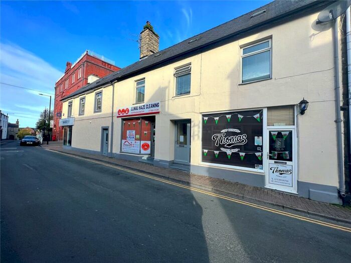 3 Bedroom Flat For Sale In Penlan Street, Pwllheli, Gwynedd, LL53