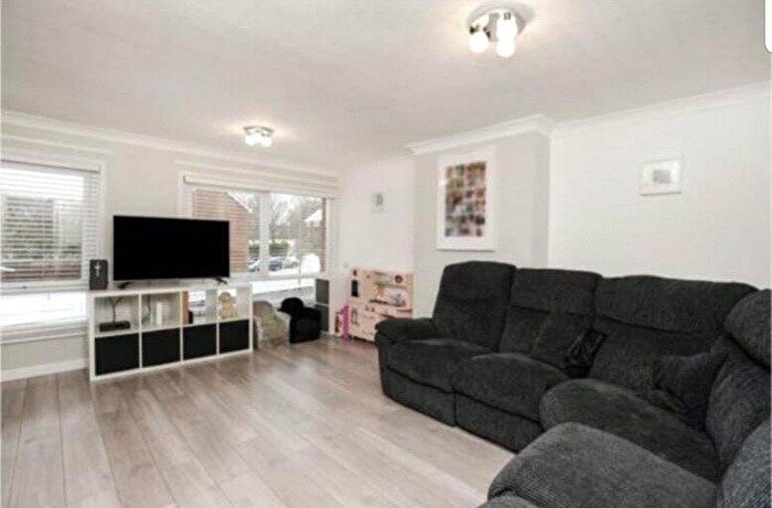 4 Bedroom Terraced House To Rent In Mead Way, Bromley, Kent, BR2