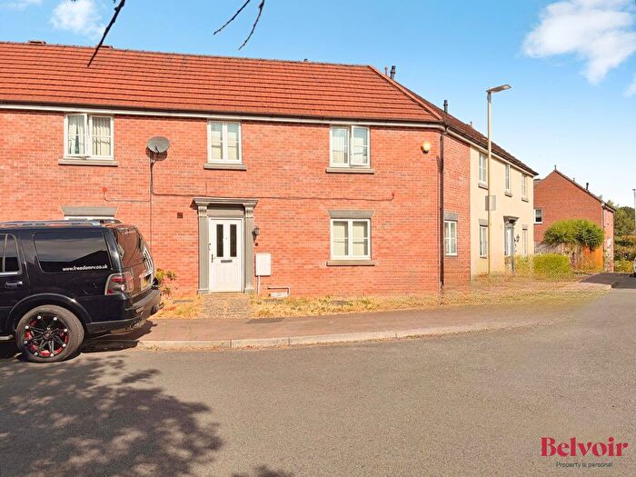 4 Bedroom Terraced House For Sale In Kingfisher Drive, Cheltenham, GL51