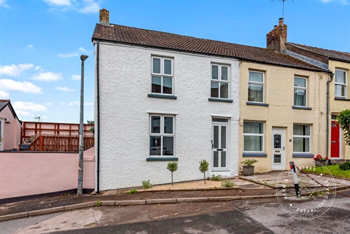 4 Bedroom Mews To Rent In Tredegar Street, Rhiwderin, Newport, NP10