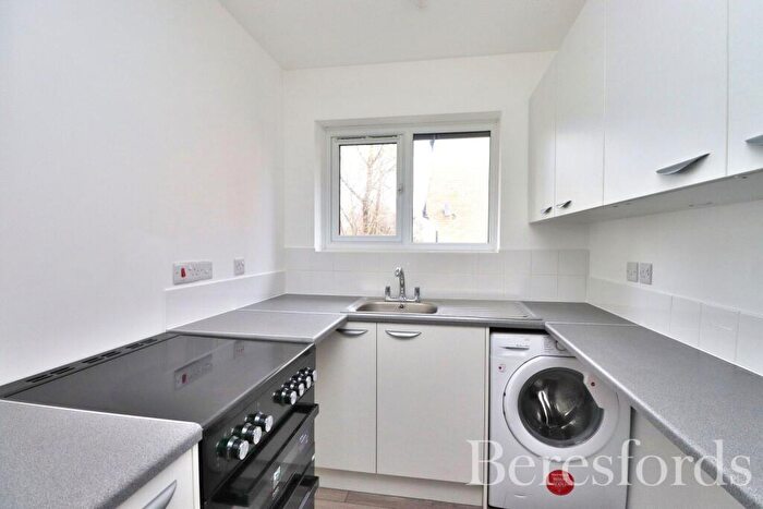 1 Bedroom Apartment For Sale In Broomfield Road, Chelmsford, CM1