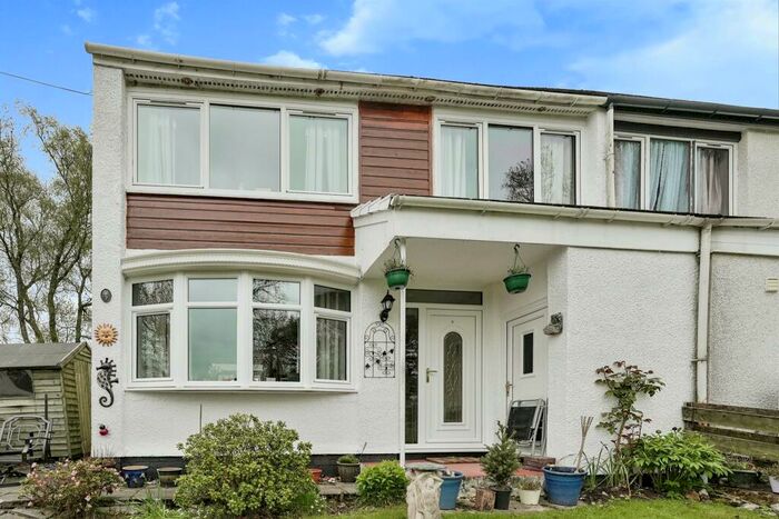 3 Bedroom End Of Terrace House For Sale In Loch View, Cove, Helensburgh, G84