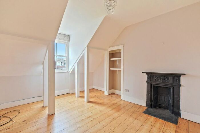 1 Bedroom Flat To Rent In Drylands Road, London, N8