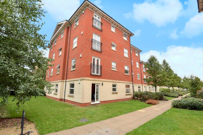 2 Bedroom Apartment To Rent In Newbury, Berkshire, RG14