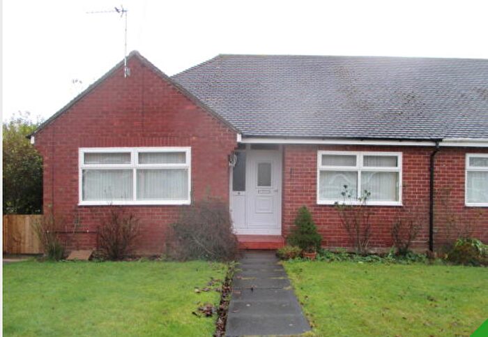 2 Bedroom Bungalow To Rent In Sandringham Close, Hoylake., CH47