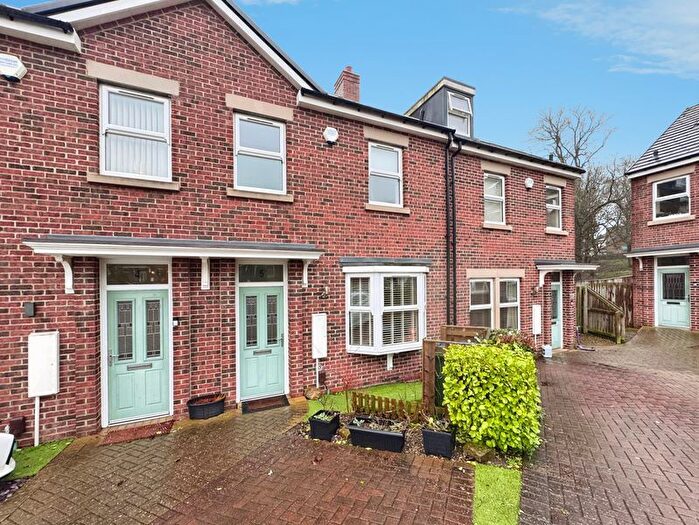 4 Bedroom Town House For Sale In Hallgarth Mews, Blaydon, NE21