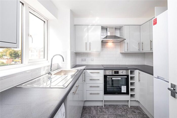1 Bedroom Apartment To Rent In Draycott Close, Somerton Rd, London, NW2