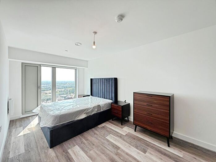 1 Bedroom Flat To Rent In Vicarage Grove, Eccles, M30