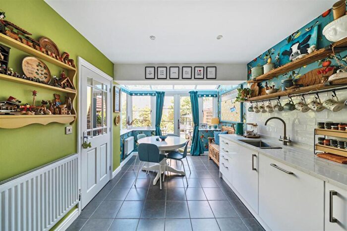 4 Bedroom Detached House For Sale In Church Rise, Burton, SN14