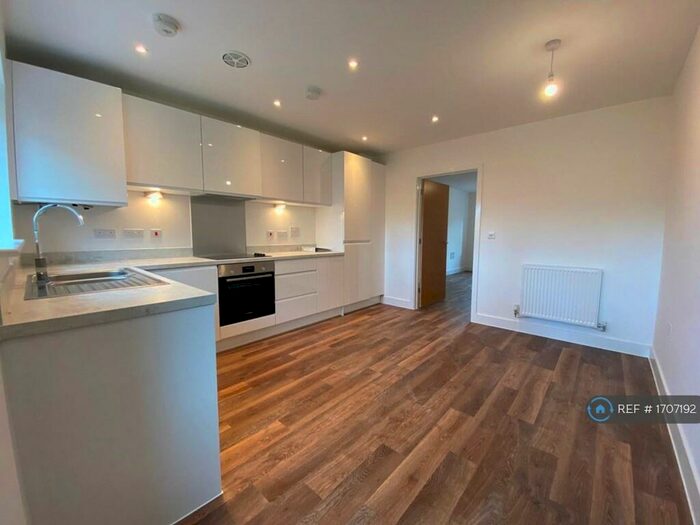 3 Bedroom End Of Terrace House To Rent In Whitaker Road, Bath, BA2