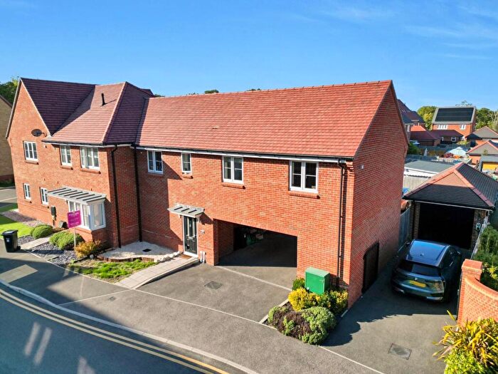 2 Bedroom Coach House For Sale In Equestrian Court, Arborfield Green, RG2