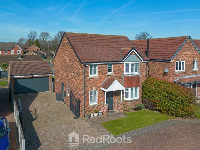 4 Bedroom Detached House For Sale In Cirrus View, Ackworth, WF7