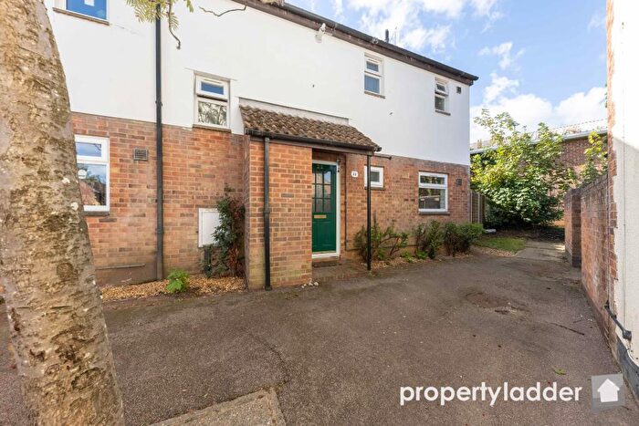 3 Bedroom Semi-Detached House For Sale In Spencer Road, NR6