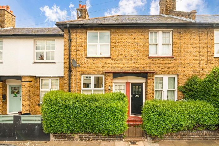 2 Bedroom Terraced House For Sale In Cowick Road, Tooting Bec, SW17