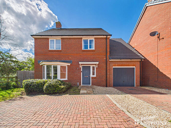 4 Bedroom Detached House For Sale In Lear Lane, Grendon Underwood, HP18