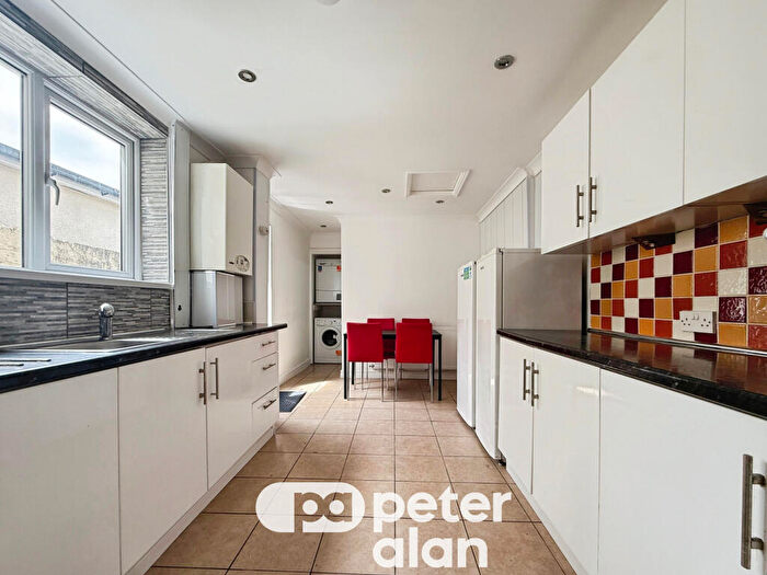 4 Bedroom House To Rent In Treorchy Street, CF24