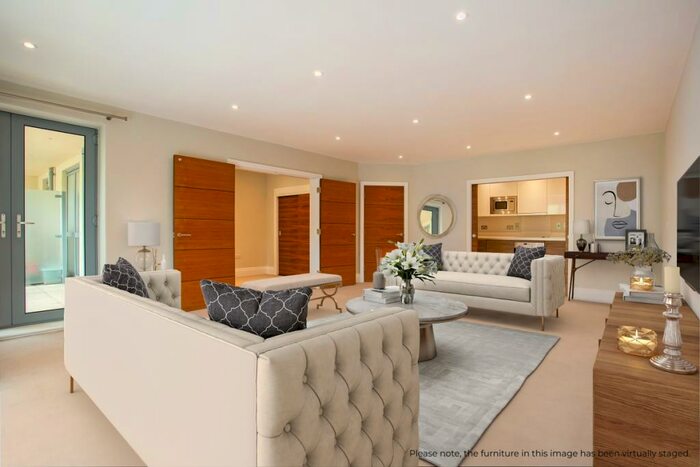 2 Bedroom Apartment To Rent In Humphris Place Cheltenham, GL53