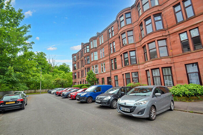 1 Bedroom Flat To Rent In / Woodford Street, Shawlands, Glasgow, G41