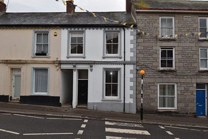 3 Bedroom Terraced House To Rent In Lower Market Street, Penryn, TR10