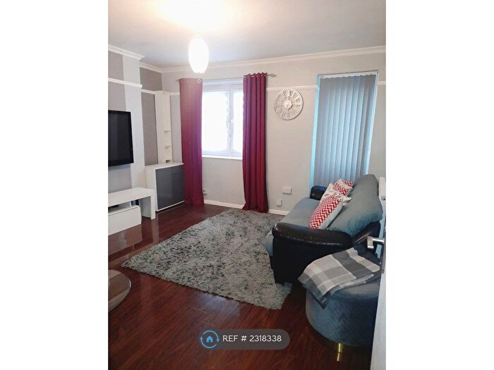 2 Bedroom Flat To Rent In Wrottesley Road, London, SE18