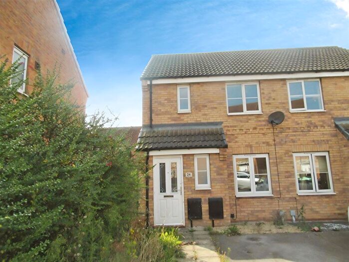 2 Bedroom Semi Detached House To Rent In Germain Close, Selby, YO8
