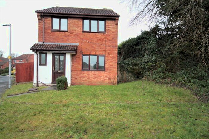 3 Bedroom Detached House To Rent In Hutchinson Way, Telford, TF1