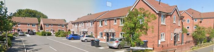 2 Bedroom Flat To Rent In Hamletts Close, Winsford, CW7