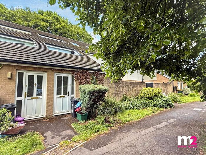 1 Bedroom Flat For Sale In Tewkesbury Walk, Newport, NP20