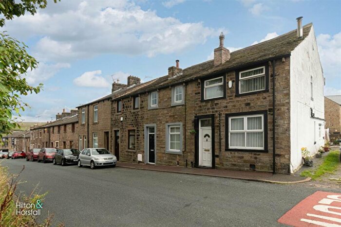 3 Bedroom Terraced House For Sale In Emmott Lane, Laneshawbridge, BB8