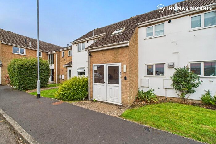 1 Bedroom Apartment For Sale In Lorna Court, St. Ives, Cambridgeshire, PE27