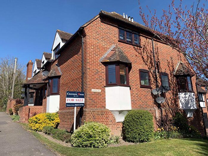 2 Bedroom Flat For Sale In Tudor Mill, Wooburn Green, HP10