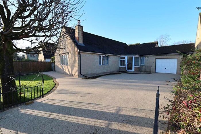 4 Bedroom Detached House For Sale In Park Crescent, Frenchay, Bristol, BS16