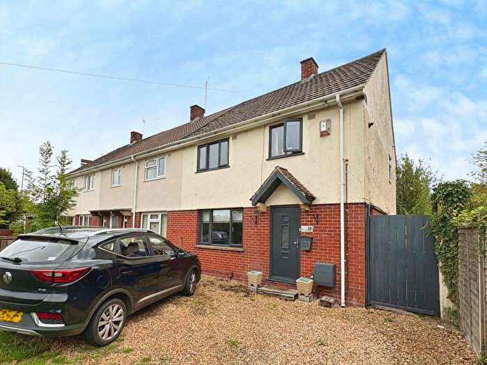 3 Bedroom End Of Terrace House For Sale In Station Road, Warmley, Bristol, South Gloucestershire, BS30