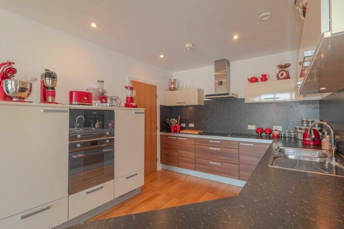 2 Bedroom Duplex To Rent In James Morrison Street, Glasgow, G1