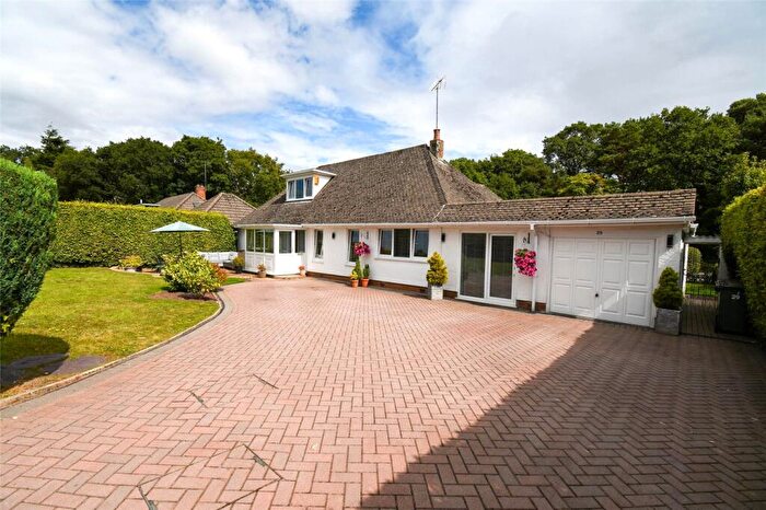 4 Bedroom Bungalow For Sale In Rhodesway, Heswall, Wirral, CH60